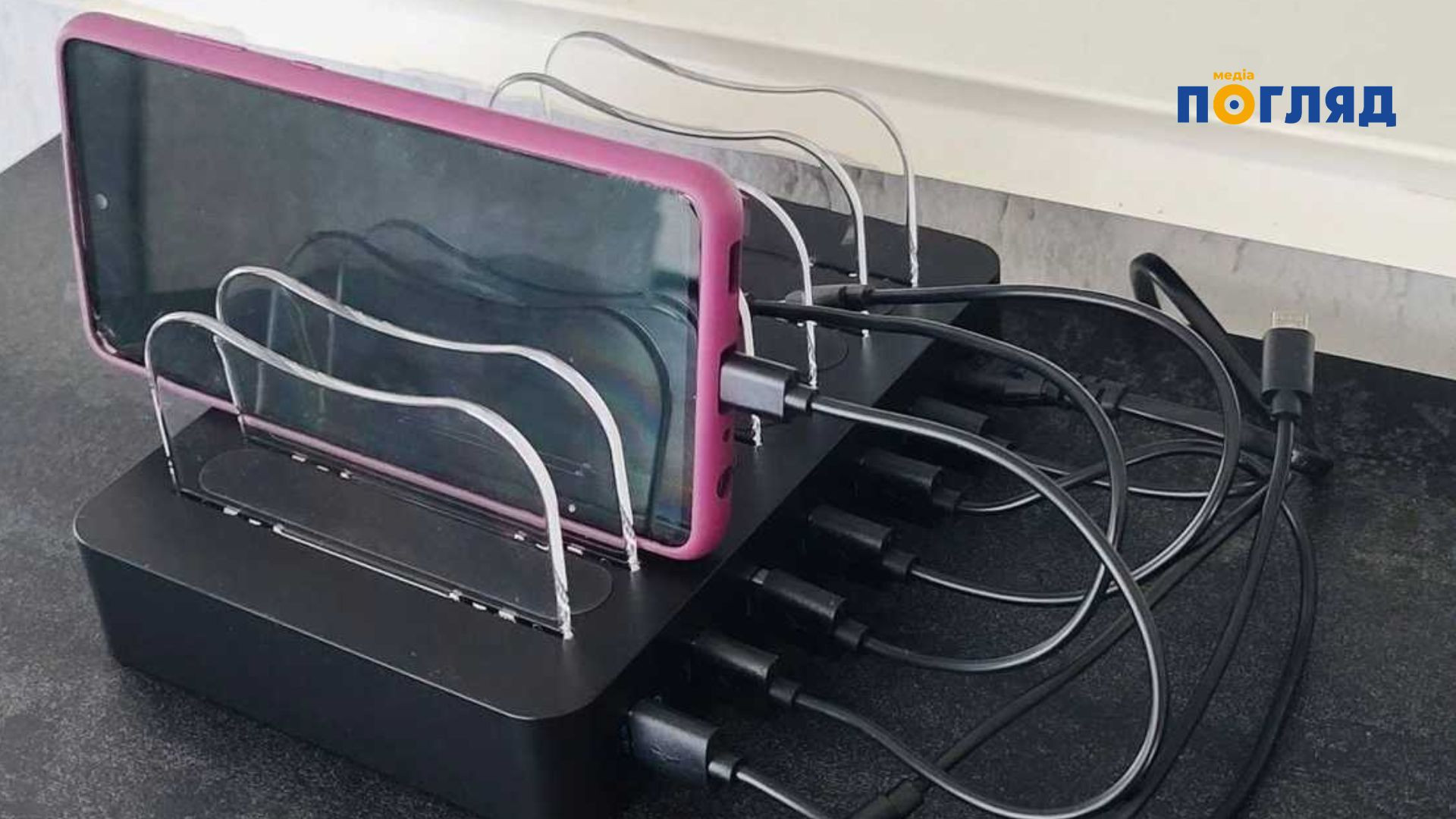 Державний податковий університет в Ірпені відкрив спеціальні локації для безкоштовної підзарядки пристроїв різної потужності (ФОТО) - зображення